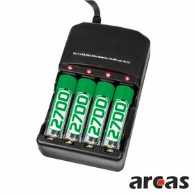 Carregador Universal Aa/Aaa C/ 4 Pilhas Aa 2700Mah